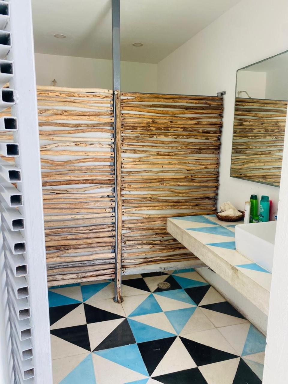 Studios Downtown Cancun Bagian luar foto