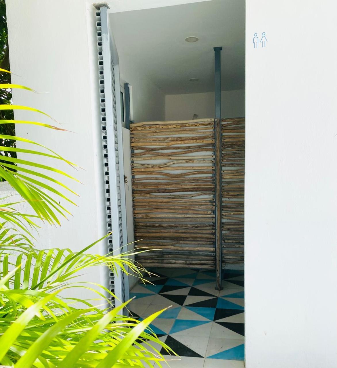 Studios Downtown Cancun Bagian luar foto
